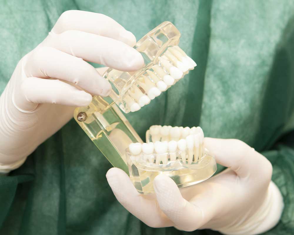 sostituire-denti-mancanti-meglio-protesi-o-impianto-studio-sainati-pisa